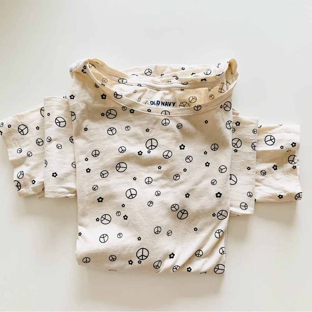 Old Navy Kids Softest Graphic Long Sleeve Tee in Peace Signs and Flowers